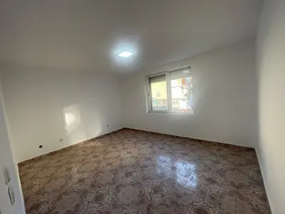 Apartment 2+1 for rent in Stacioni i Trenit, Tirana, 75 m². Photo 5 of 6