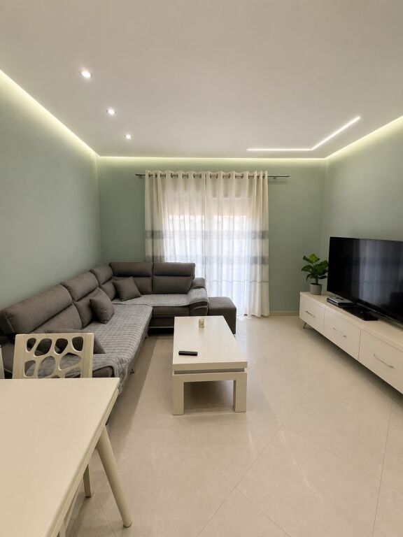 Apartament 1+1 me qera në Rruga Bardhyl, Tiranë, 70 m²