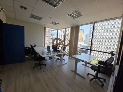 Dyqan me qera në Rruga e Elbasanit, Tiranë, 330 m². Foto 4 nga 5
