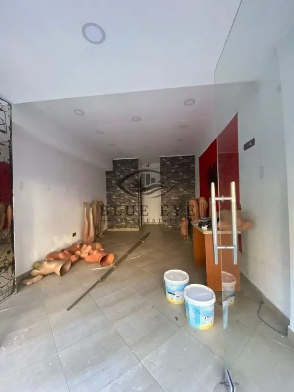 Ambient biznesi me qera në Rruga Marta Buda, Durrës, 35 m²