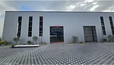 Magazinë me qera në Valias, Kamëz, 1 500 m². Foto 1 nga 3