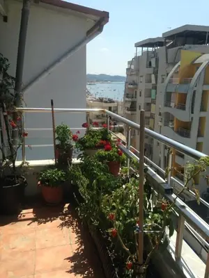 Appartamento 2+1 in affitto ad Ura e Dajlanit, Durazzo, 86 m². Foto 1 di 8