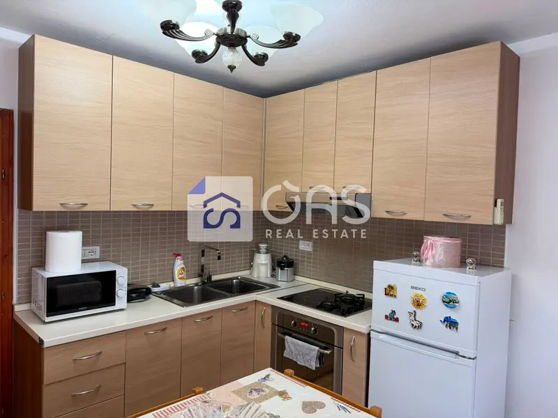 Appartamento 1+1 in affitto a Rruga Siri Kodra, Tirana, 75 m²