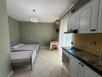 Apartment for rent in Plazhi Rrota e Kuqe, Durrës, 55 m². Photo 1 of 9
