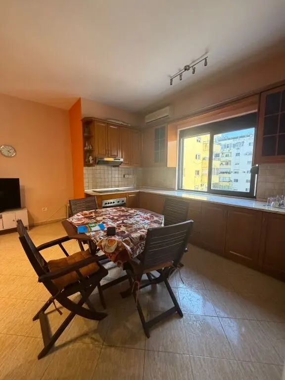 Apartament 1+1 me qera në Plazh Iliria, Durrës, 70 m²