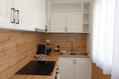 Casa indipendente 2+1 in affitto a Rruga Astrit Balluku, Tirana, 76 m². Foto 5 di 12