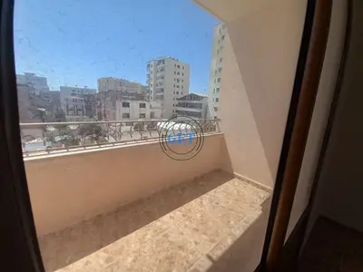 Appartamento 3+1 in affitto a Tregu Fshatar, Durazzo, 145 m². Foto 8 di 11