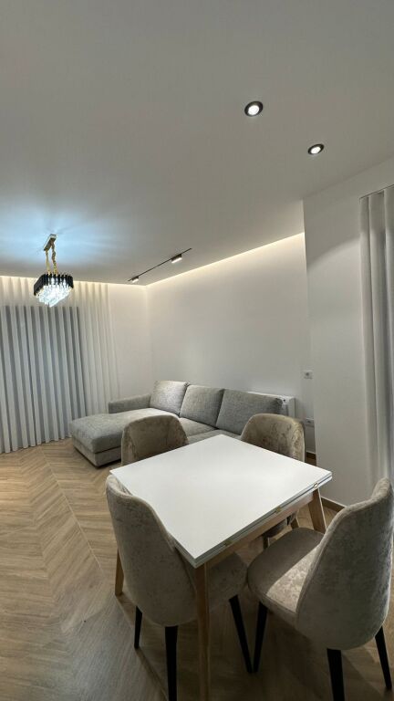 Apartament 1+1 me qera në Astir, Tiranë, 65 m². Foto 3 nga 3