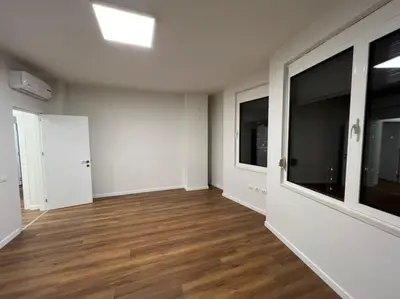Office for rent in Toptani, Tirana, 134 m². Photo 7 of 7