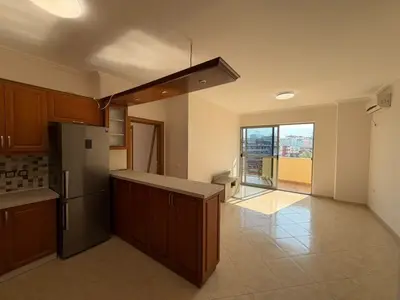 Appartamento 2+1 in affitto a Selitë, Tirana, 98 m². Foto 2 di 10