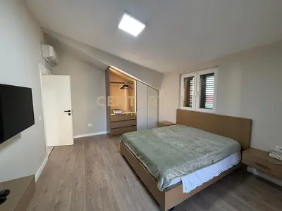 Vilë me qera në Qyteti Studenti, Tiranë, 100 m². Foto 6 nga 12