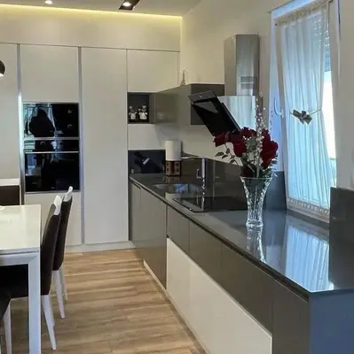 Apartment 3+1 for rent in Parku Zoologjik i Tiranës, Tirana, 140 m². Photo 3 of 5