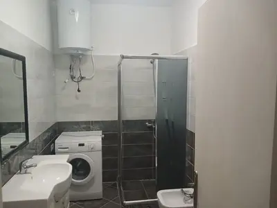 Appartamento 2+1 in affitto ad Astir, Tirana, 100 m². Foto 8 di 9