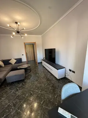 Appartamento 2+1 in affitto a Rruga Bardhyl, Tirana, 120 m². Foto 3 di 6