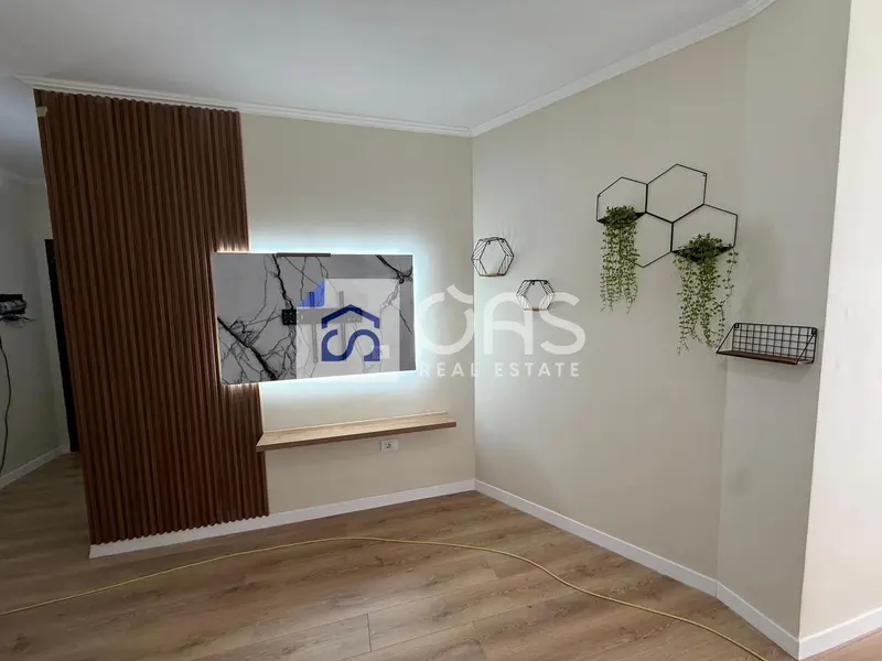 Appartamento 1+1 in affitto a Casa Italia, Tirana, 73 m²