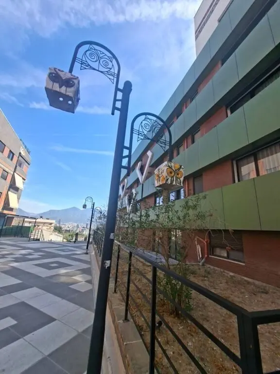Apartament 2+1 me qera në Kodra e Diellit, Tiranë, 100 m²