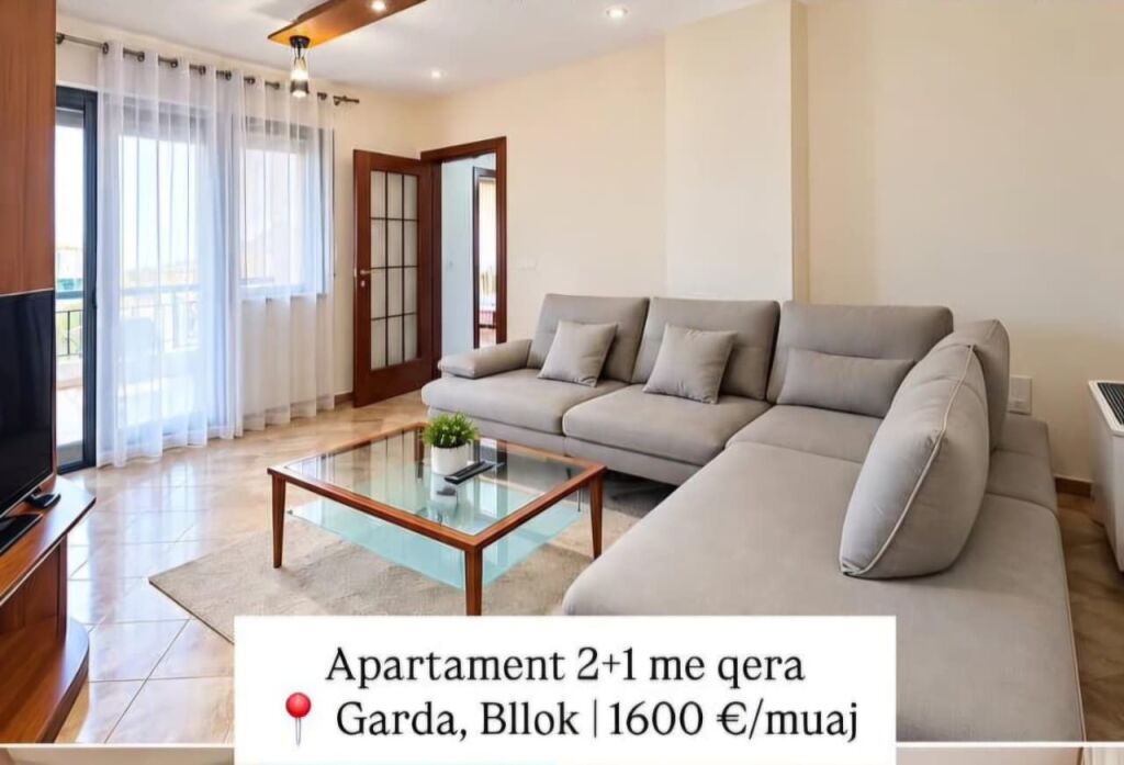 House 2+1 for rent in Blloku, Tirana, 110 m². Photo 1 of 3