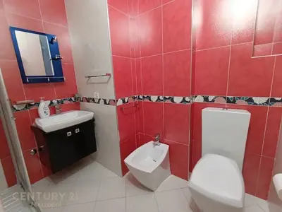 Apartament 2+1 me qera në Rruga Mujo Ulqinaku, Tiranë, 102 m². Foto 6 nga 7