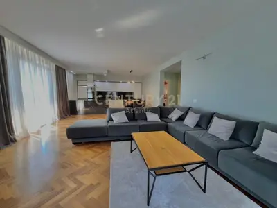 Apartament 2+1 me qera në Plazh Iliria, Durrës, 200 m². Foto 2 nga 12