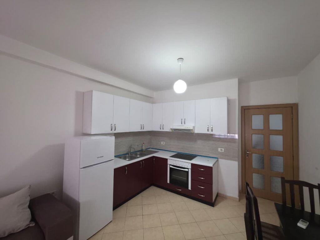 Apartment 1+1 for rent in Astir, Tirana, 75 m². Photo 2 of 3