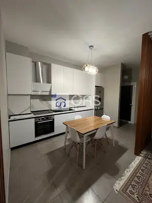 Apartament 1+1 me qera në Casa Italia, Tiranë, 70 m². Foto 1 nga 11