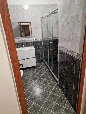 Appartamento 2+1 in affitto a Rruga e Barrikadave, Tirana, 130 m². Foto 8 di 9