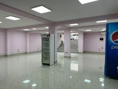 Shop for rent in Xhamia e Tabakeve, Tirana, 130 m². Photo 2 of 5