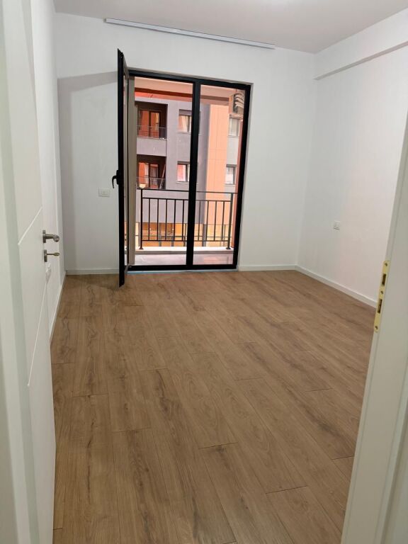 Appartamento 1+1 in affitto ad Astir, Tirana, 60 m². Foto 3 di 3