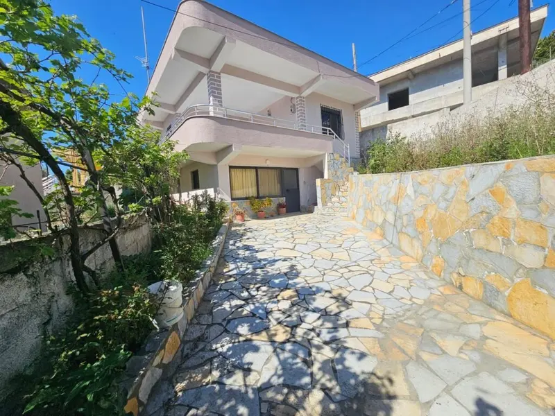 House for rent in Çezma e Ferrës, Durrës, 200 m²