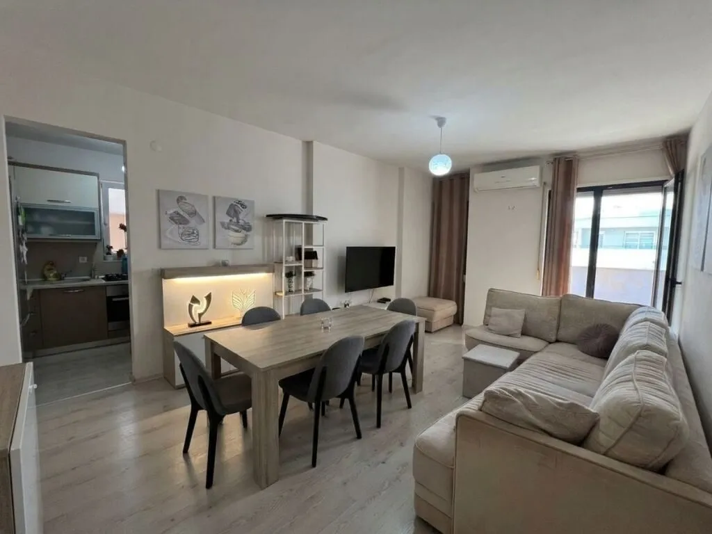 Appartamento 2+1 in affitto a Rruga Panorama, Tirana, 97 m². Foto 1 di 7