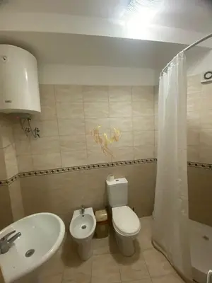 Apartment 1+1 for rent in Liqeni i Thatë, Tirana, 65 m². Photo 5 of 5