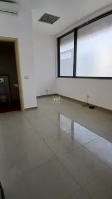 Ambient biznesi me qera në Poliklinika, Durrës, 110 m². Foto 6 nga 9