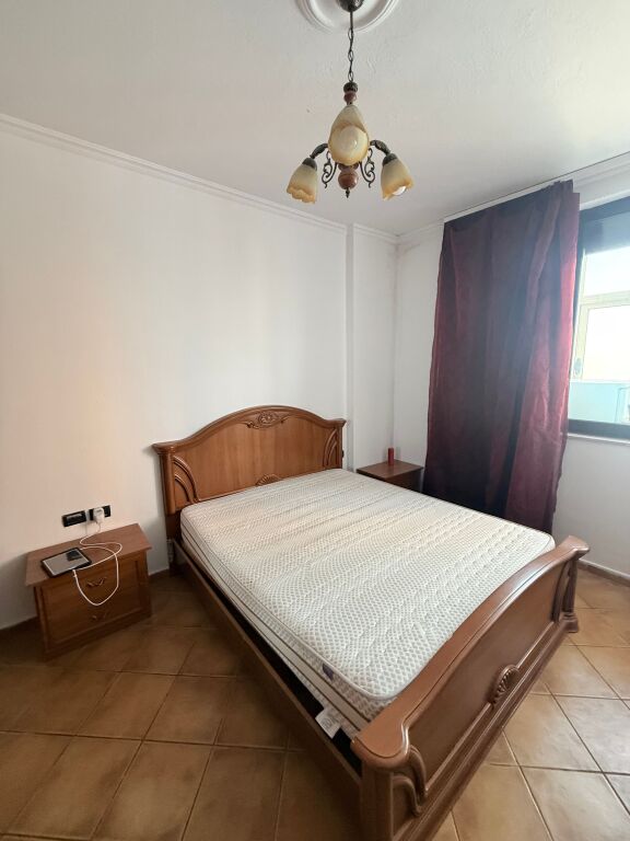 Apartament 1+1 me qera në Stadiumi Dinamo, Tiranë, 60 m². Foto 3 nga 3