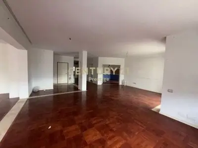 Office for rent in Stadiumi Apartment, Tirana, 450 m². Photo 4 of 4