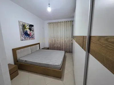 Apartament 1+1 me qera në Kodra e Diellit, Tiranë, 67 m². Foto 3 nga 4