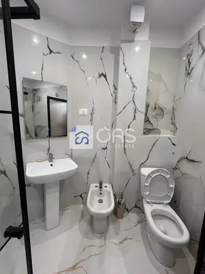 Apartament 1+1 me qera në Vilat Gjermane, Tiranë, 65 m². Foto 9 nga 9