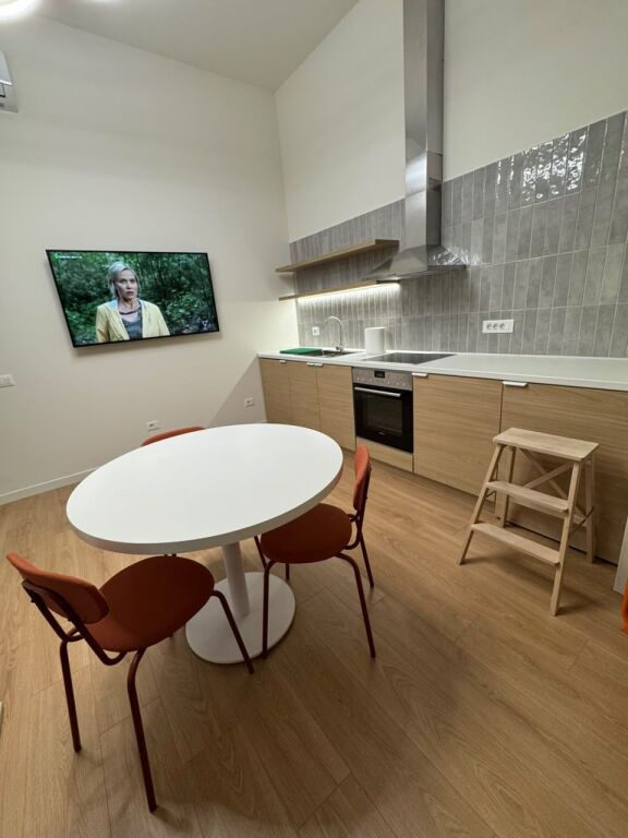 Duplex 1+1 in affitto a Qyteti Studenti, Tirana, 35 m². Foto 2 di 3