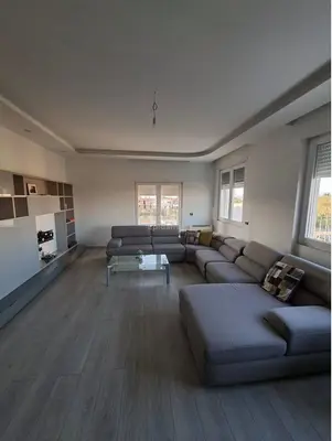Apartament 4+1 me qera në Rruga Adria, Durrës, 180 m². Foto 2 nga 12
