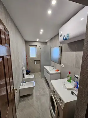 Apartament 2+1 me qera në Rruga Imer Ndregjoni, Tiranë, 90 m². Foto 2 nga 11