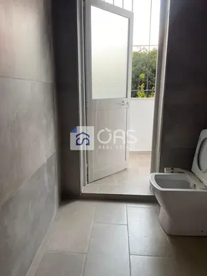 Appartamento 1+1 in affitto a Bulevardi Zogu I, Tirana, 50 m². Foto 9 di 10
