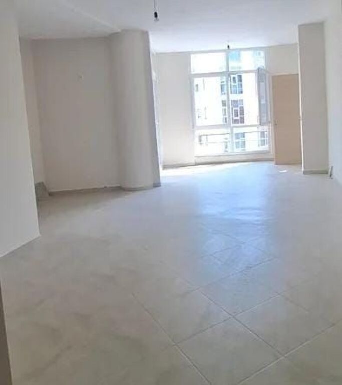 Apartament 2+1 me qera në Fresku, Tiranë, 130 m². Foto 3 nga 3