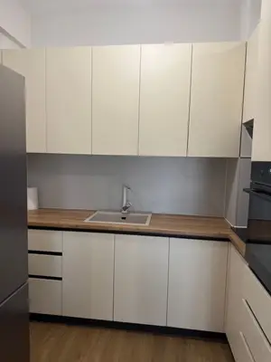 Apartament 1+1 me qera në Fresku, Tiranë, 52 m². Foto 6 nga 8