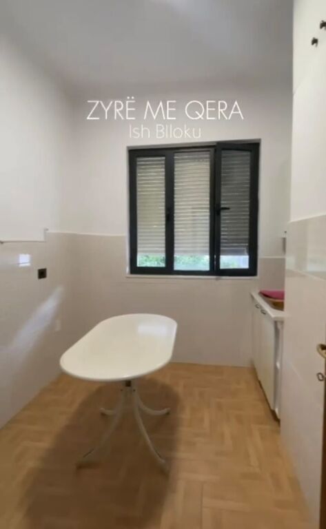 Locale commerciale in affitto a Blloku, Tirana, 98 m². Foto 3 di 3