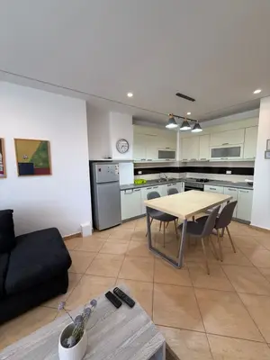 Apartament 2+1 me qera në Rruga Milto Tutulani, Tiranë, 120 m². Foto 5 nga 12