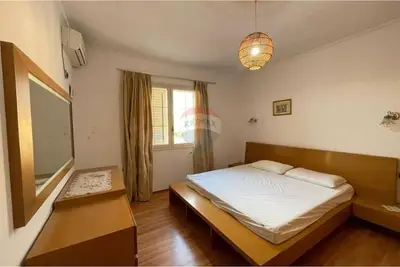Apartament 4+1 me qera në Qendër, Vlorë, 120 m². Foto 5 nga 12