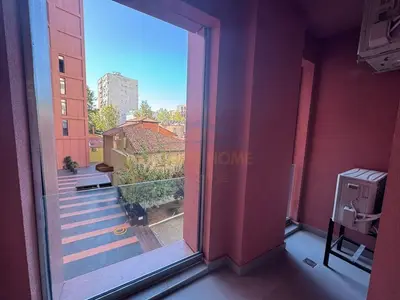 Ambient biznesi me qera në Rruga e Kavajës, Tiranë, 80 m². Foto 10 nga 10