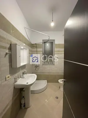Apartment 2+1 for rent in Fresku, Tirana, 96 m². Photo 4 of 6