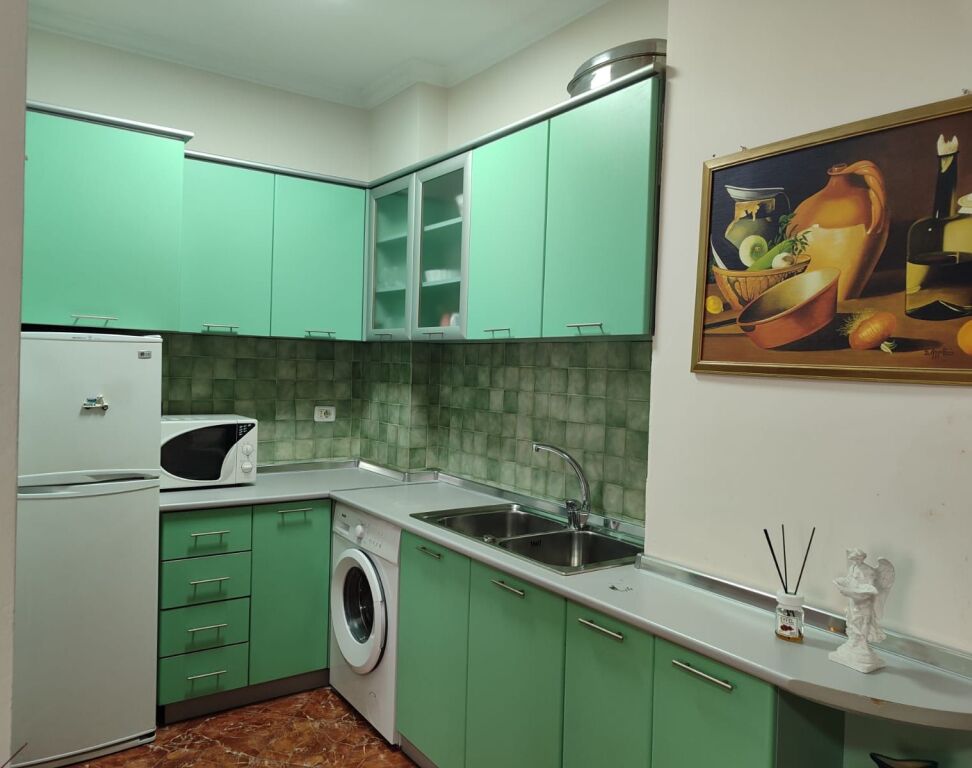Appartamento 1+1 in affitto a Stadiumi Dinamo, Tirana, 65 m². Foto 3 di 3