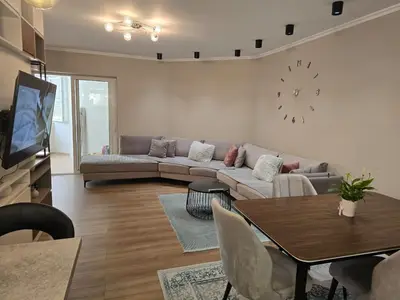 Apartment 2+1 for rent in Blloku, Tirana, 110 m². Photo 7 of 7