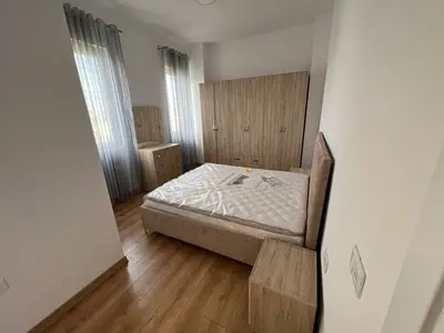 Appartamento 2+1 in affitto a Kamez, Kamza, 120 m². Foto 5 di 5